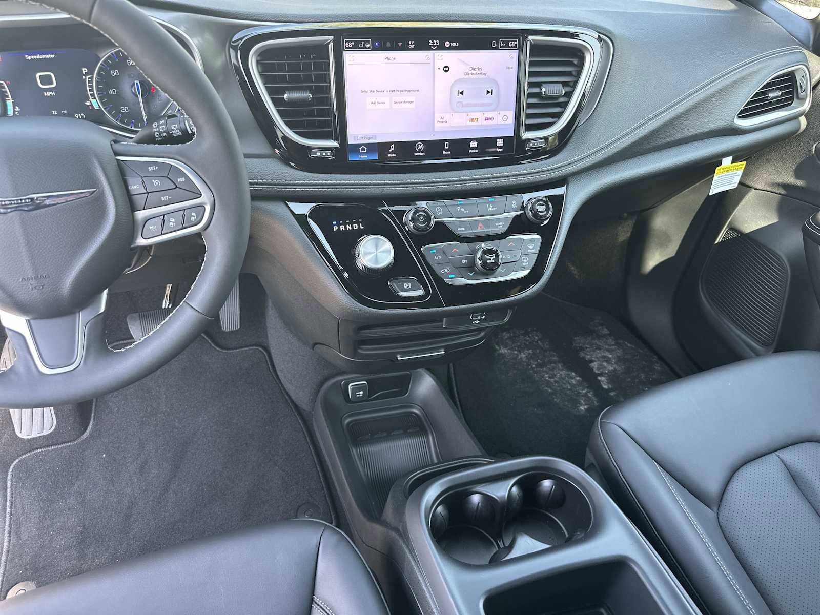 New 2026 Chrysler Pacifica Select FWD image 26