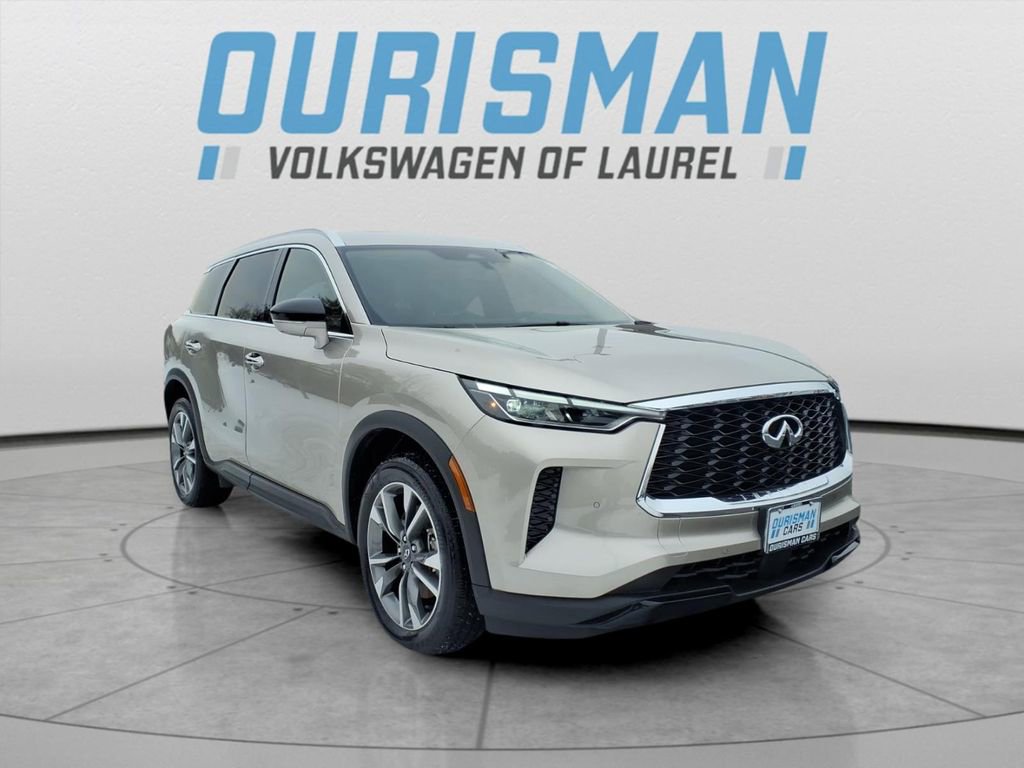 Used 2023 INFINITI QX60 Luxe