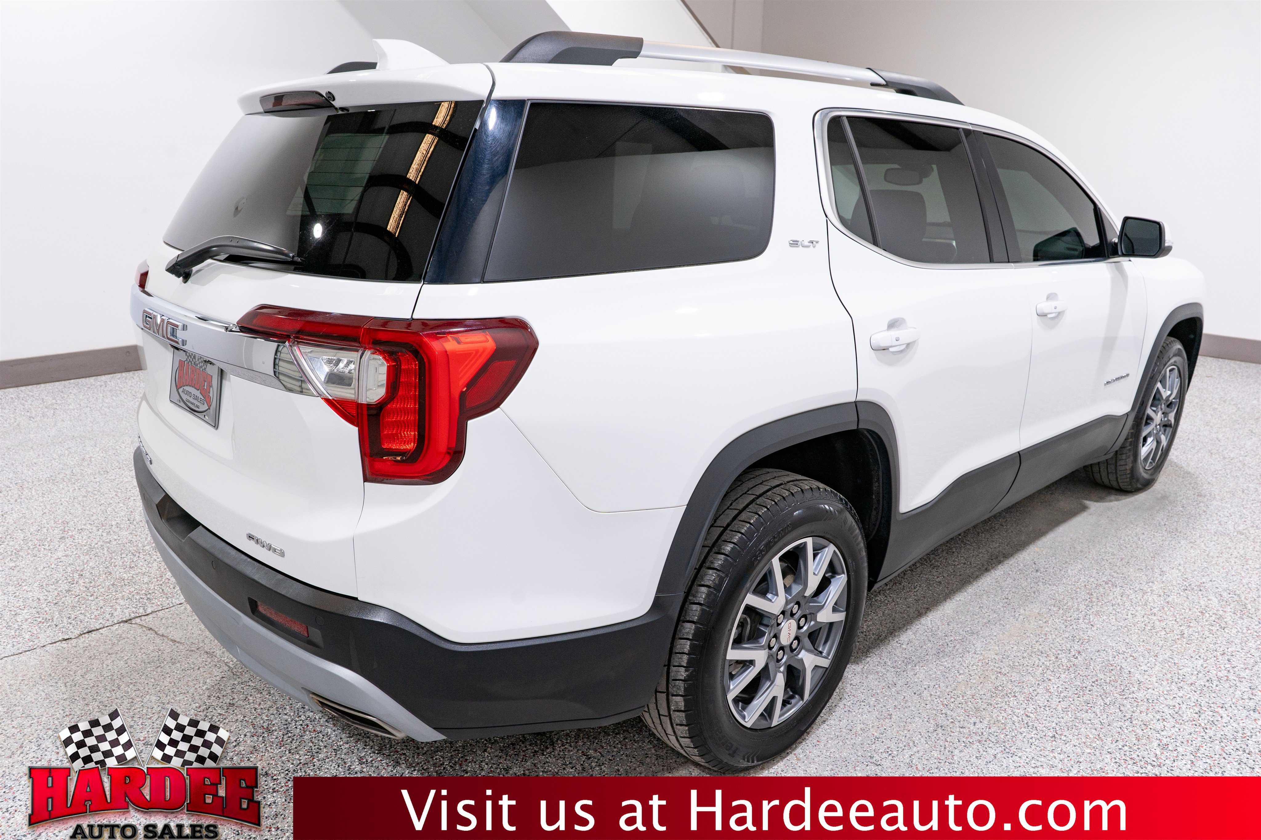 Used 2023 GMC Acadia SLT AWD/4WD image 5