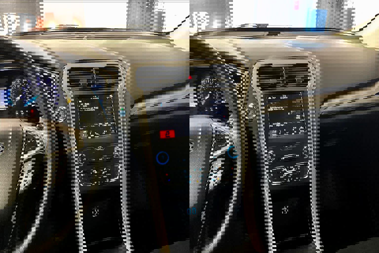 Used 2019 Ford Fusion SE image 7