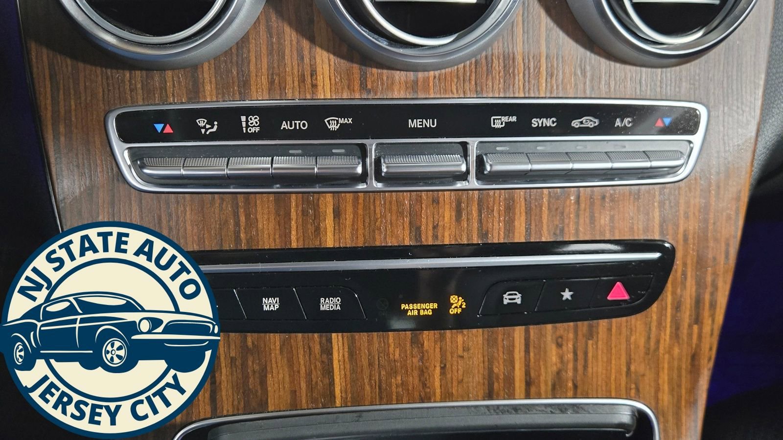 Used 2022 Mercedes-Benz GLC 300 4MATIC image 15