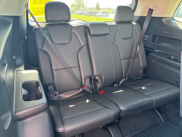 Used 2025 Kia Telluride EX w/ EX Captain's Chair Package AWD/4WD image 25