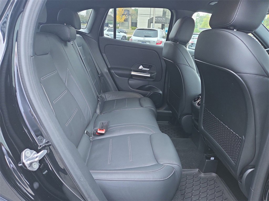 Certified 2023 Mercedes-Benz GLA 250 4MATIC image 15