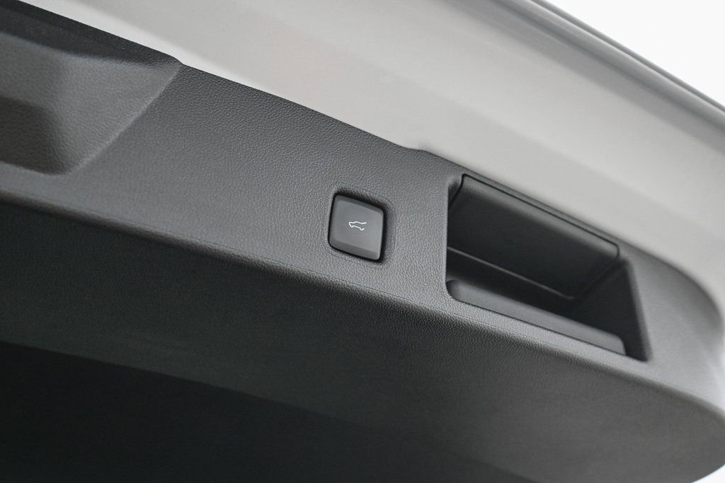 New 2026 Ford Escape ST-Line Select w/ Equipment Group 401A image 14