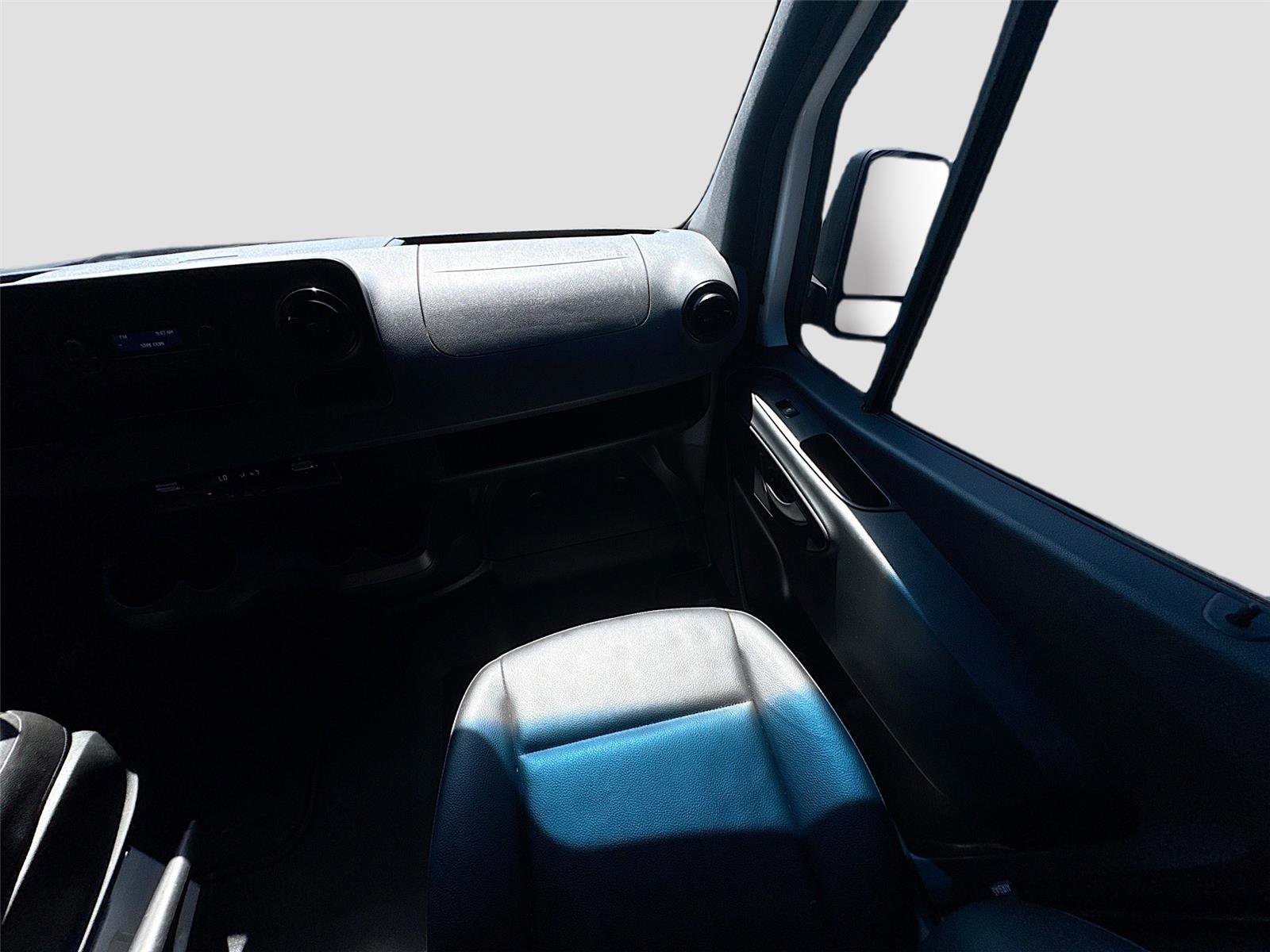 Used 2020 Mercedes-Benz Sprinter 2500 w/ Driver Convenience Package image 18