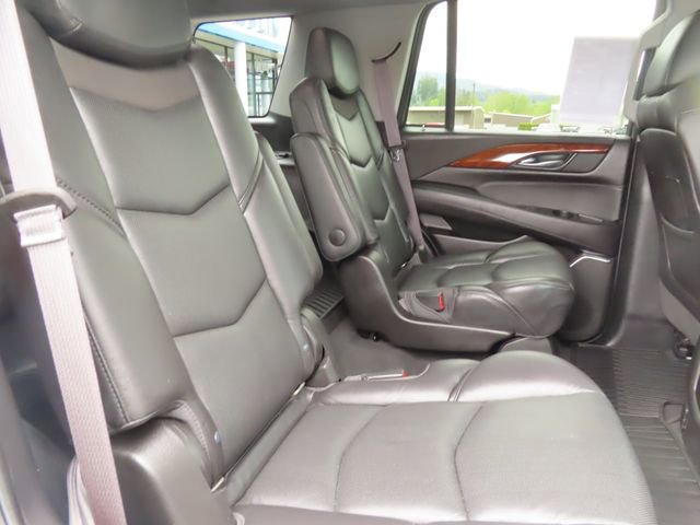 Used 2017 Cadillac Escalade Premium Luxury AWD/4WD image 49