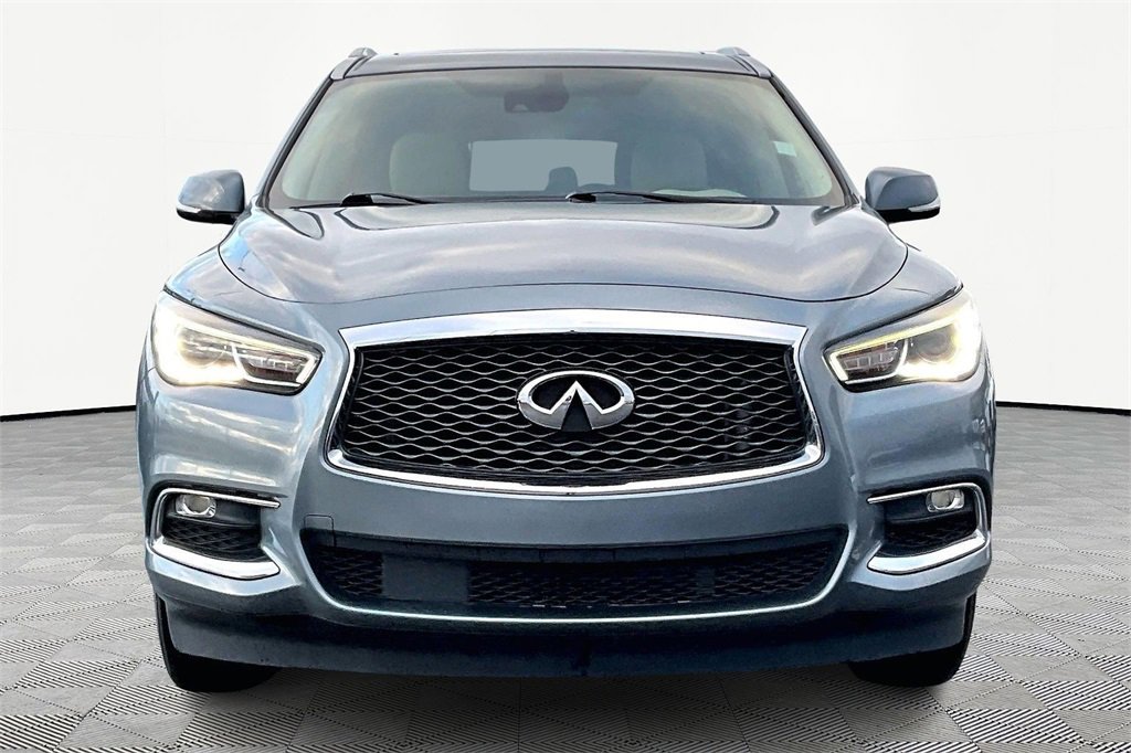 Used 2019 INFINITI QX60 Luxe image 3
