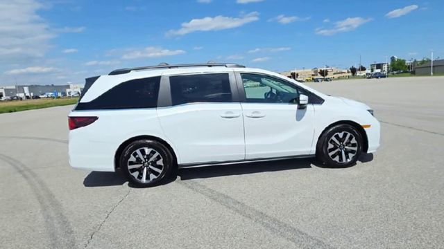 Used 2026 Honda Odyssey Sport image 8