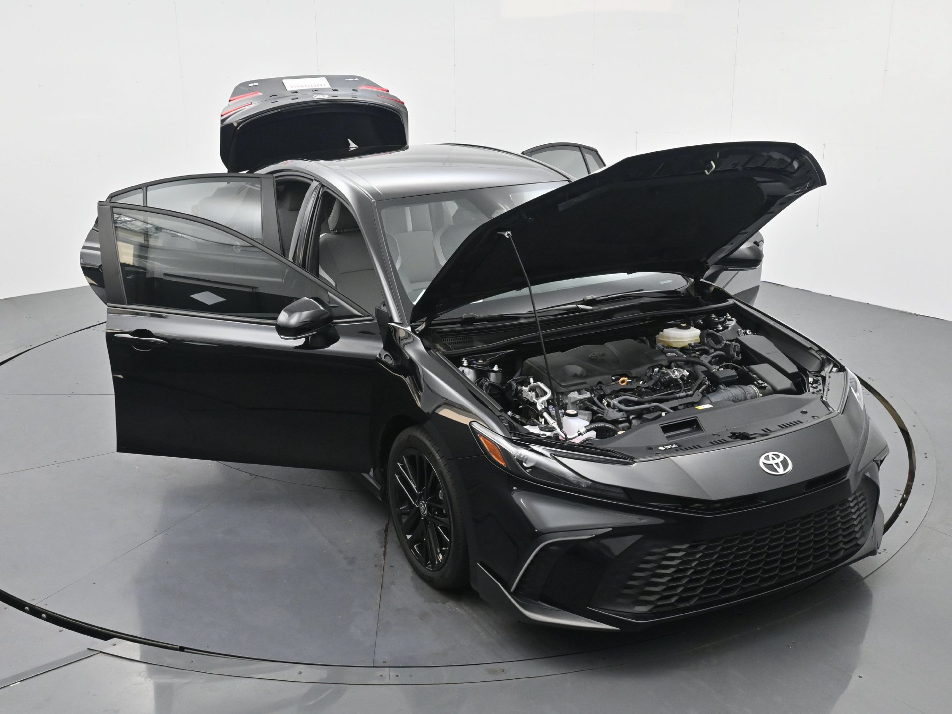 Used 2025 Toyota Camry SE w/ Multimedia Upgrade Package FWD image 38