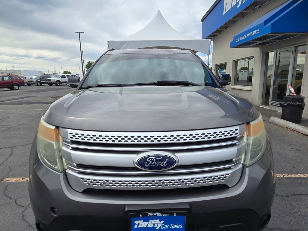 Used 2012 Ford Explorer XLT FWD image 2