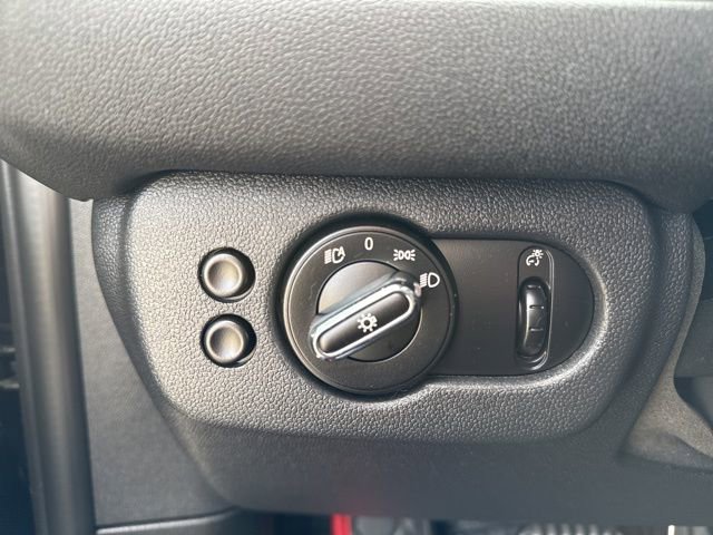 Used 2022 MINI Cooper Clubman John Cooper Works image 15