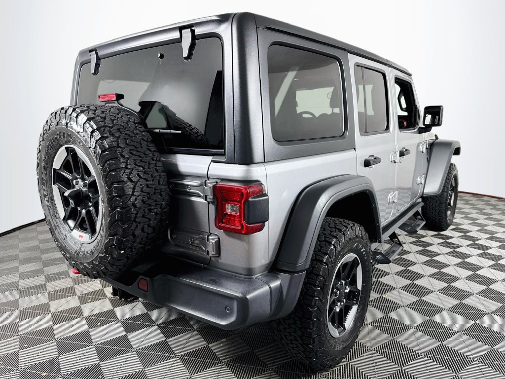 Used 2018 Jeep Wrangler Unlimited Rubicon w/ LED Lighting Group AWD/4WD image 7