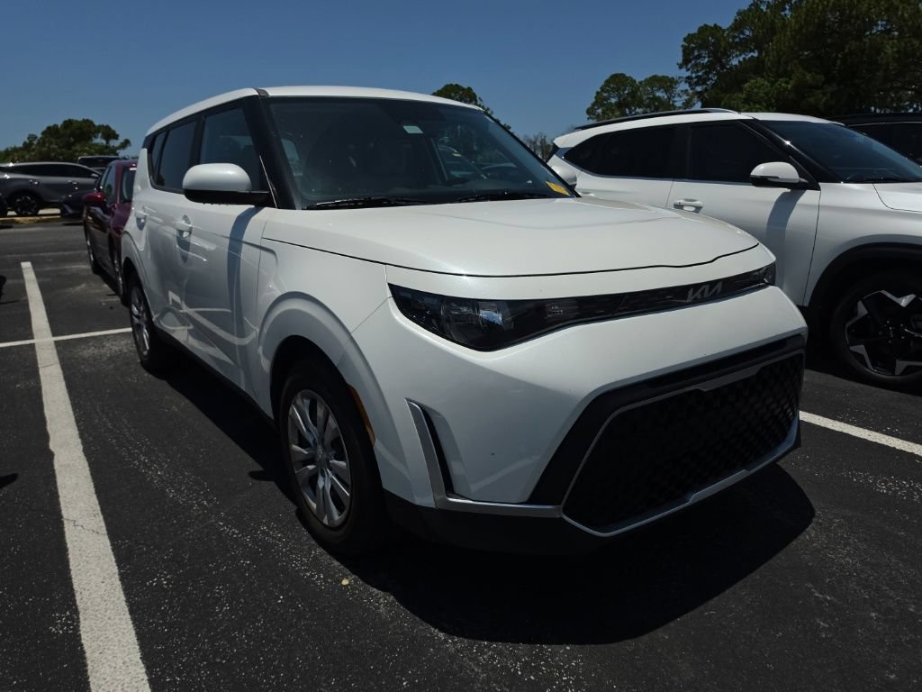 Certified 2024 Kia Soul LX