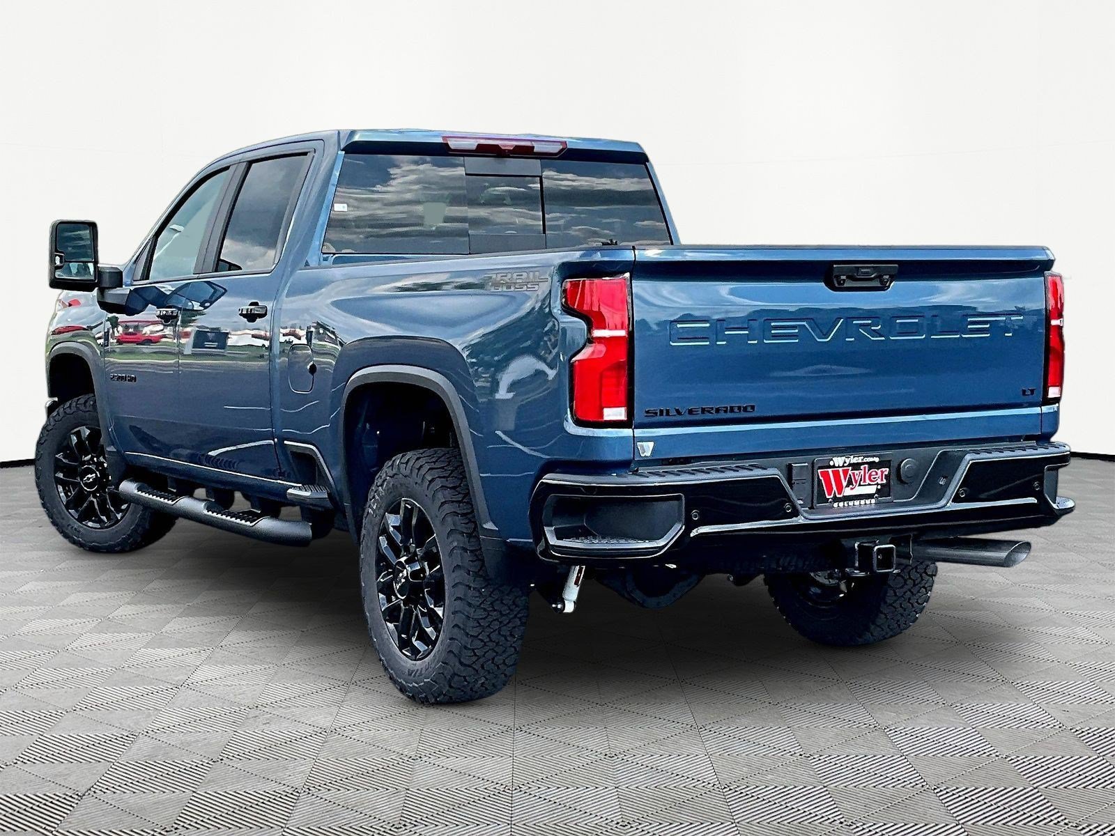 New 2026 Chevrolet Silverado 2500 LT w/ Trail Boss Package AWD/4WD image 4