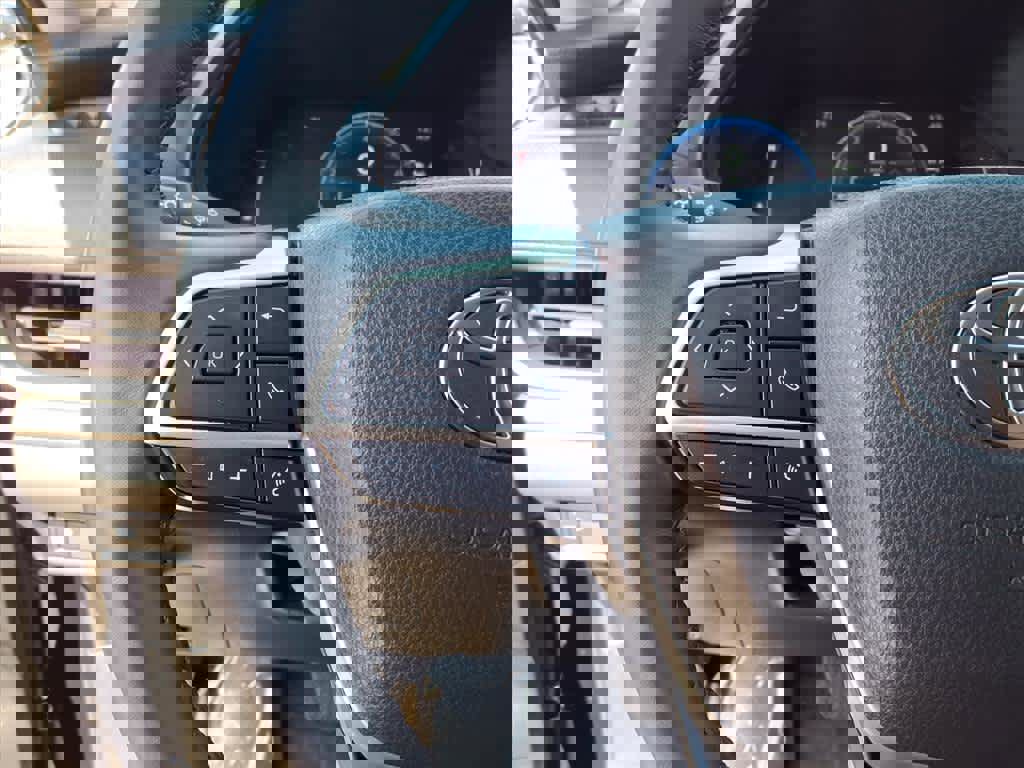 Certified 2025 Toyota Grand Highlander XLE image 10