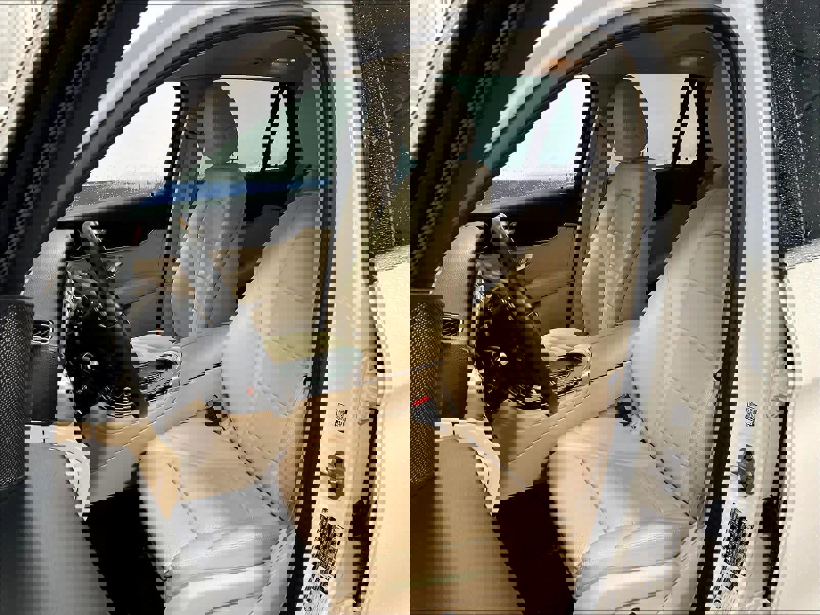 Used 2022 Mercedes-Benz GLC 300 4MATIC image 10