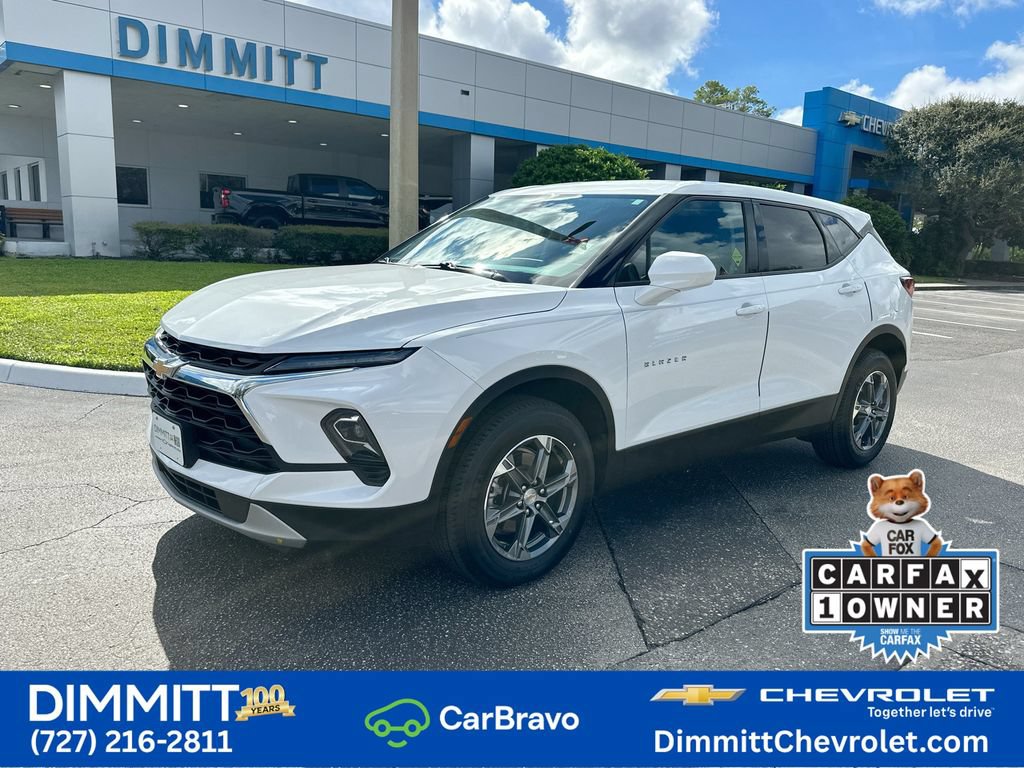 Certified 2025 Chevrolet Blazer LT FWD image 1