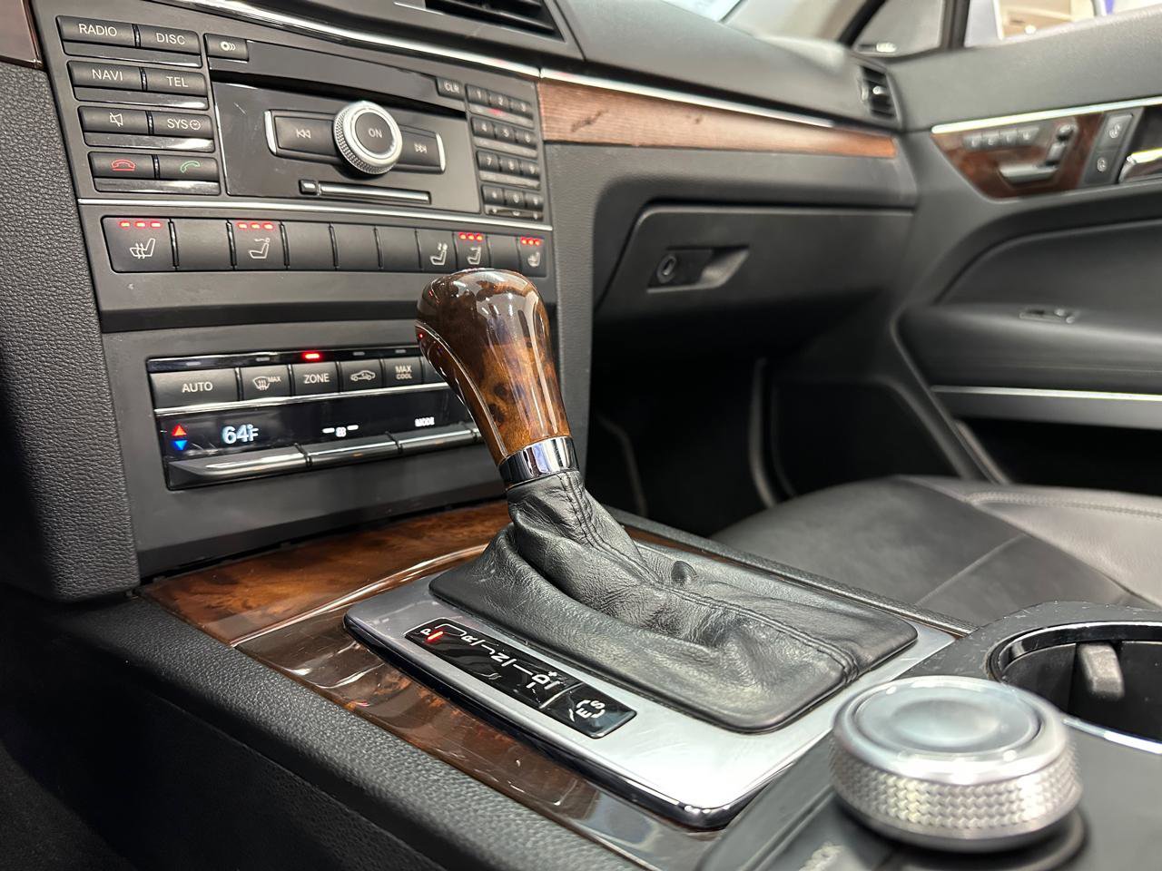 Used 2011 Mercedes-Benz E 350 Cabriolet image 44