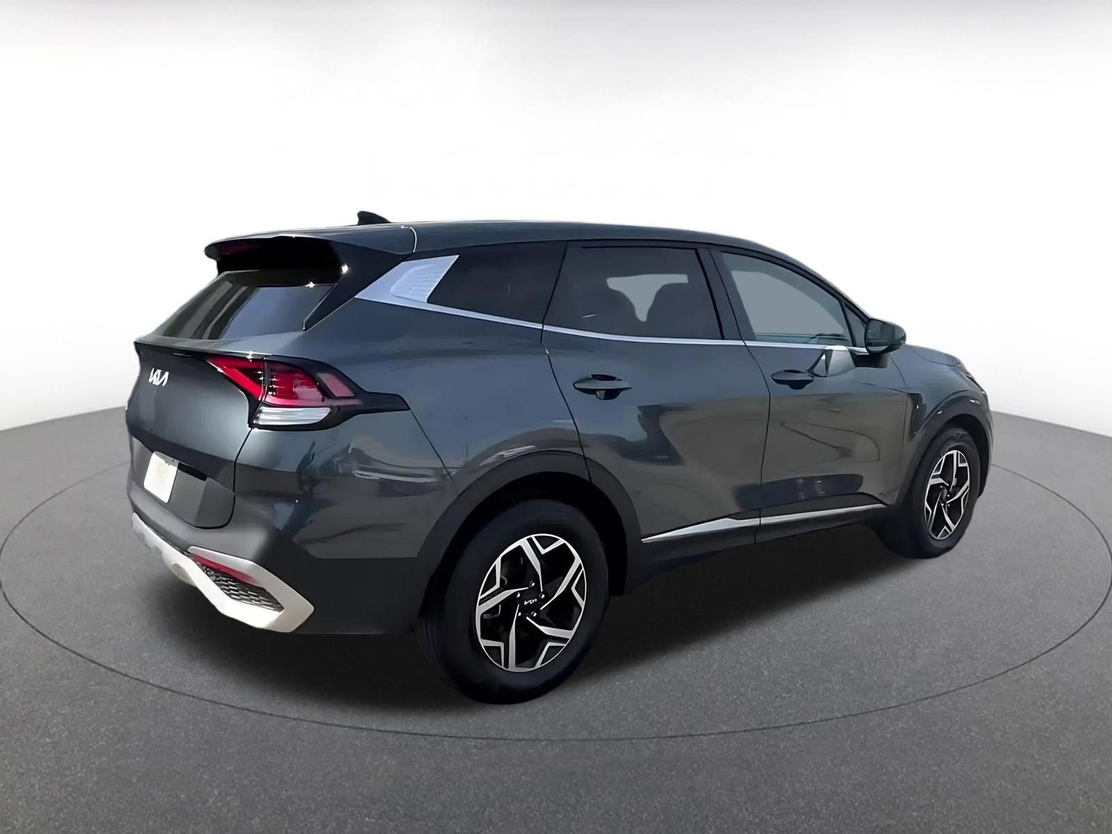 Used 2025 Kia Sportage LX image 15