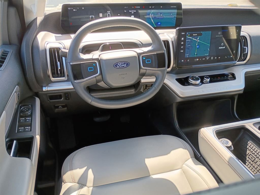 Used 2025 Ford Expedition Max Active image 7