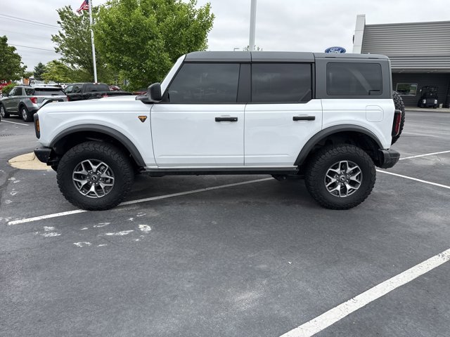 Certified 2024 Ford Bronco Badlands AWD/4WD image 3