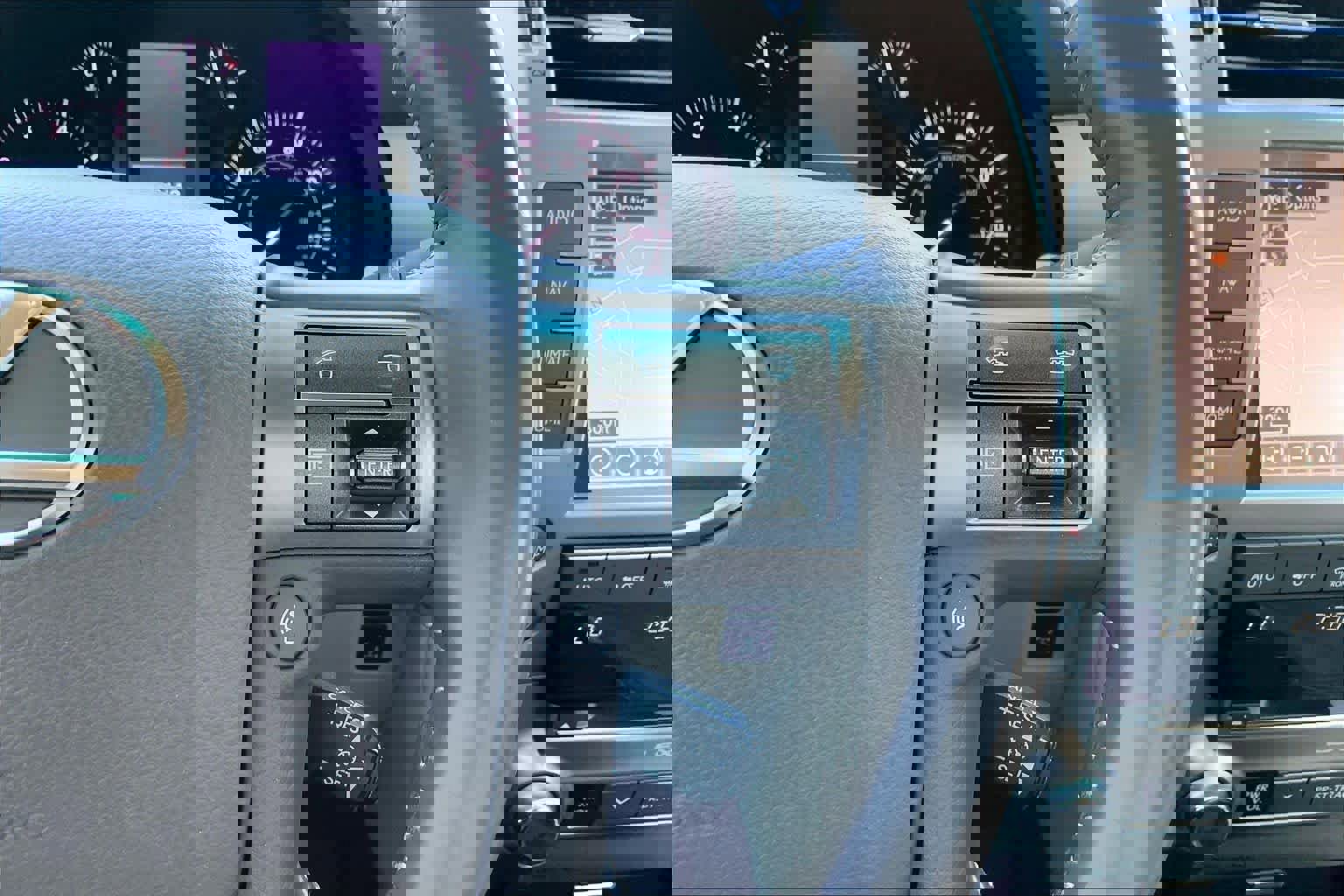 Used 2016 Lexus GX 460 image 25