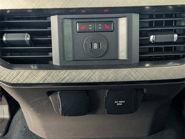 Used 2024 Ford F350 King Ranch w/ Chrome Package image 28