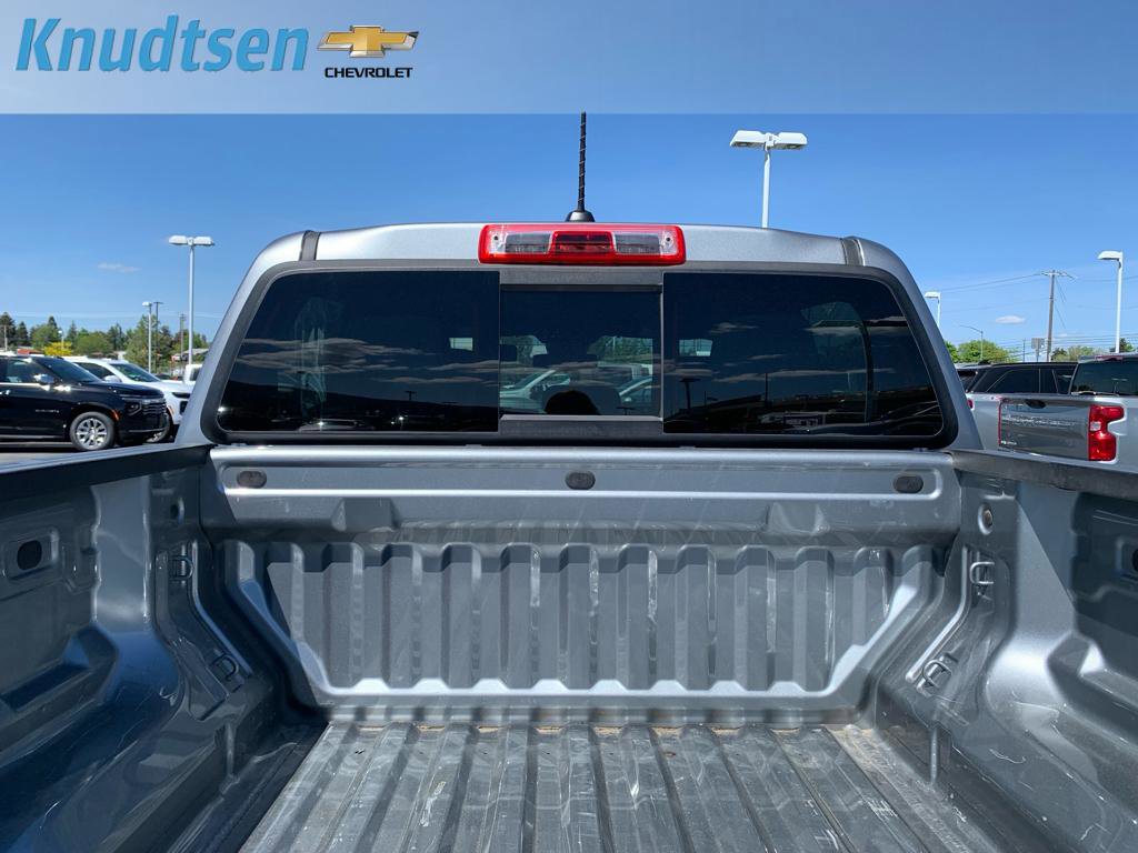 Used 2025 Chevrolet Colorado Trail Boss AWD/4WD image 14