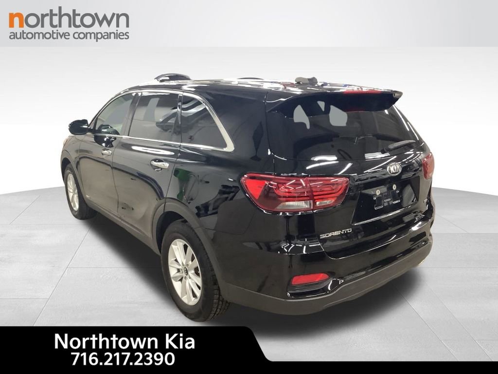 Used 2019 Kia Sorento LX image 8