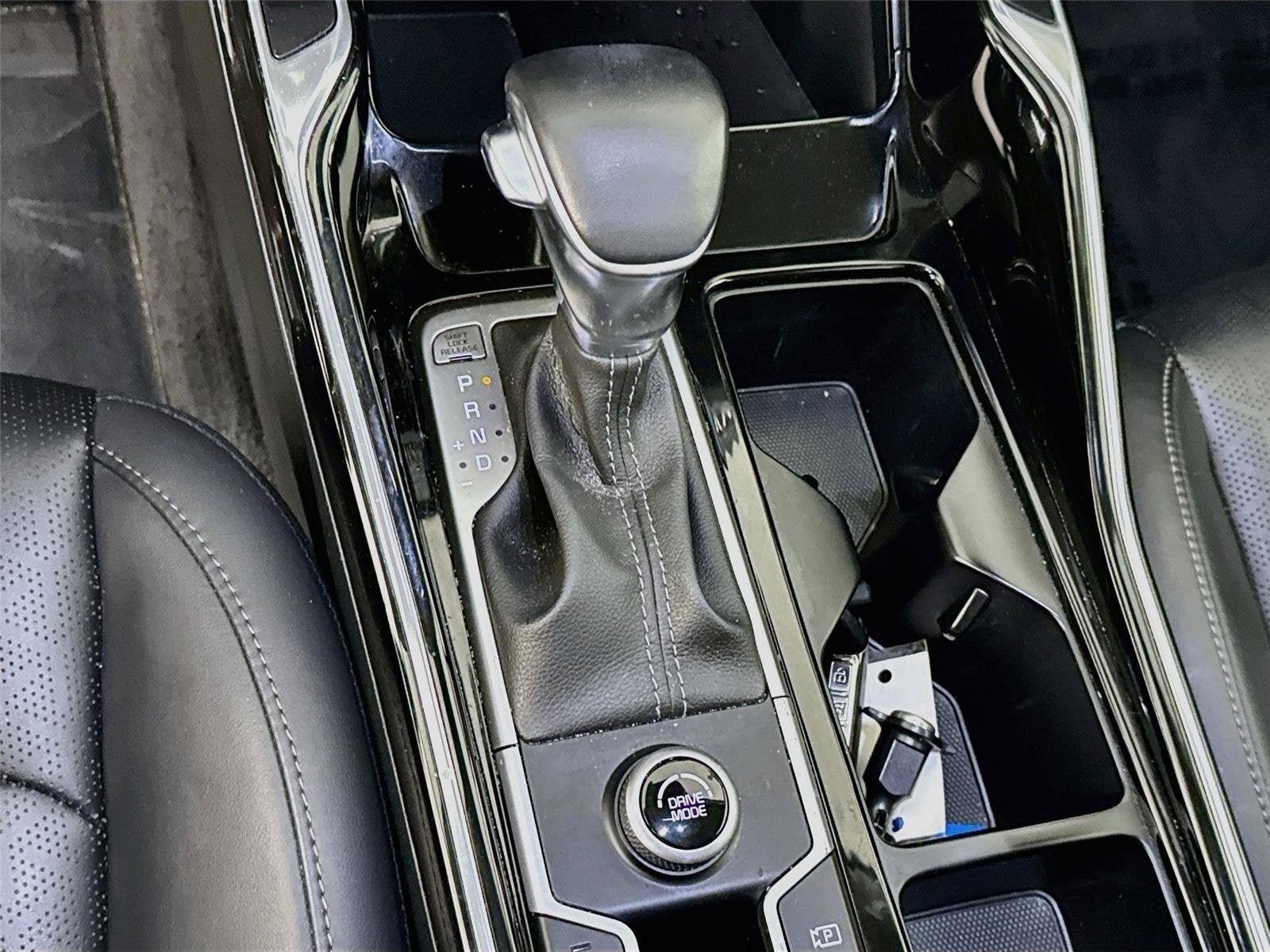 Certified 2023 Kia Sorento SX FWD image 19