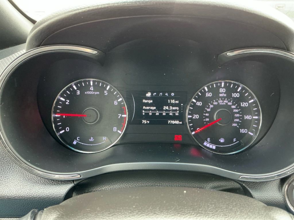 Used 2018 Kia Forte SX image 19