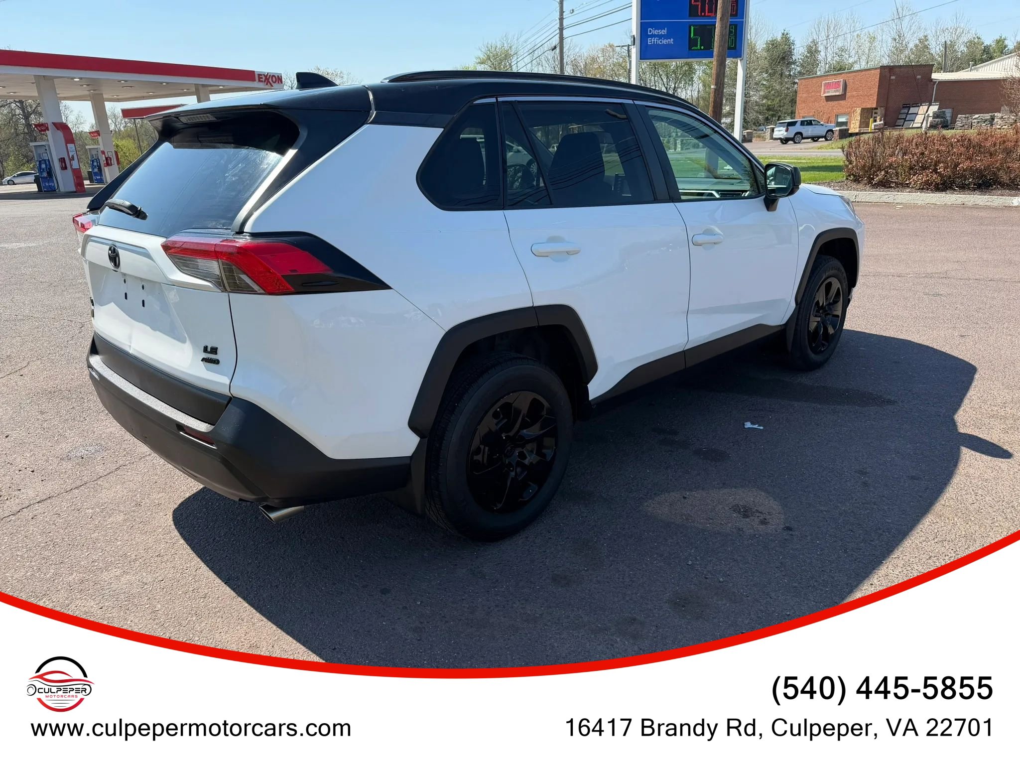 Used 2020 Toyota RAV4 LE w/ All Weather Liner Package AWD/4WD image 5