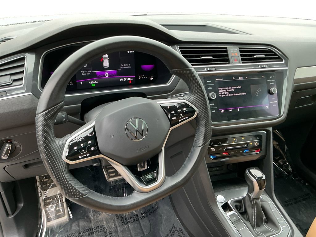 Used 2022 Volkswagen Tiguan SE R-Line AWD/4WD image 24