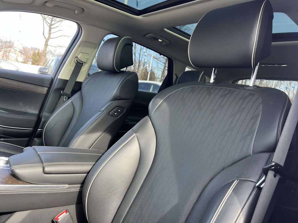 Used 2024 Genesis GV80 3.5T image 14