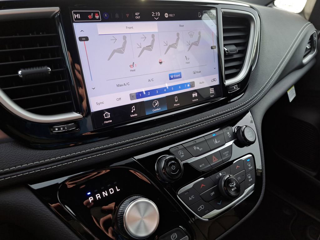 New 2026 Chrysler Pacifica Select FWD image 6