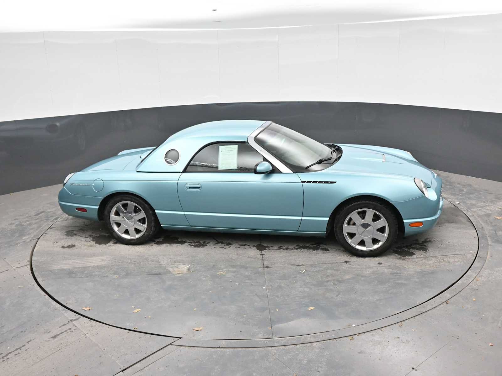 Used 2002 Ford Thunderbird RWD image 20