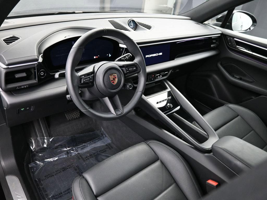 Certified 2024 Porsche Macan 4 Electric image 4