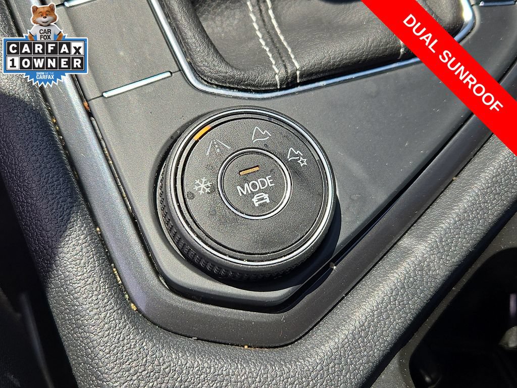 Used 2022 Volkswagen Tiguan SEL R-Line AWD/4WD image 22