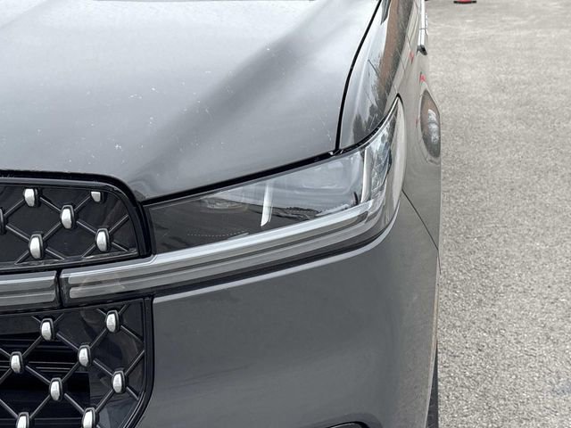 New 2026 Lincoln Navigator L Black Label image 9