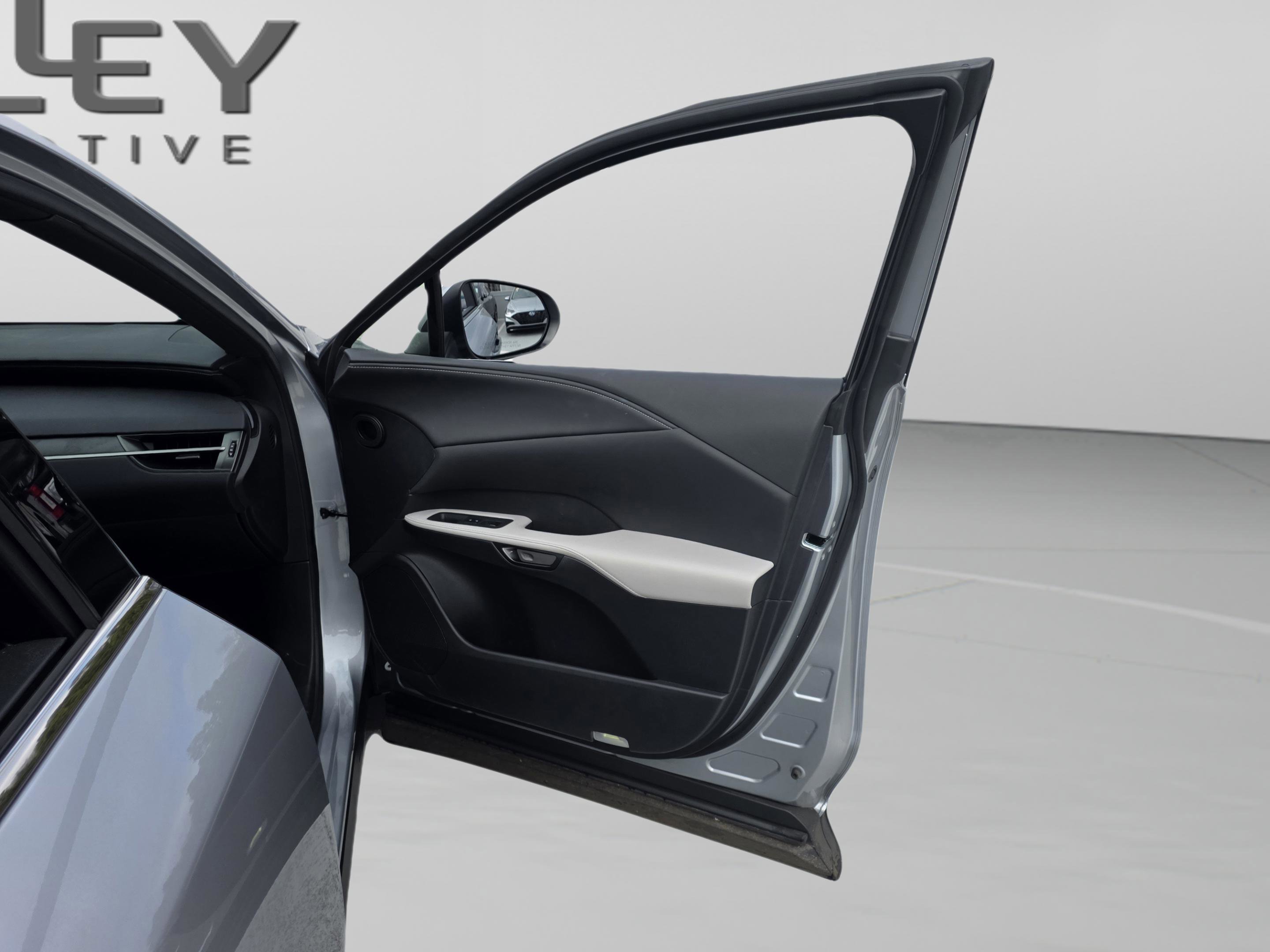 Certified 2023 Lexus RX 350 Premium Plus w/ Cold Area Package FWD image 24