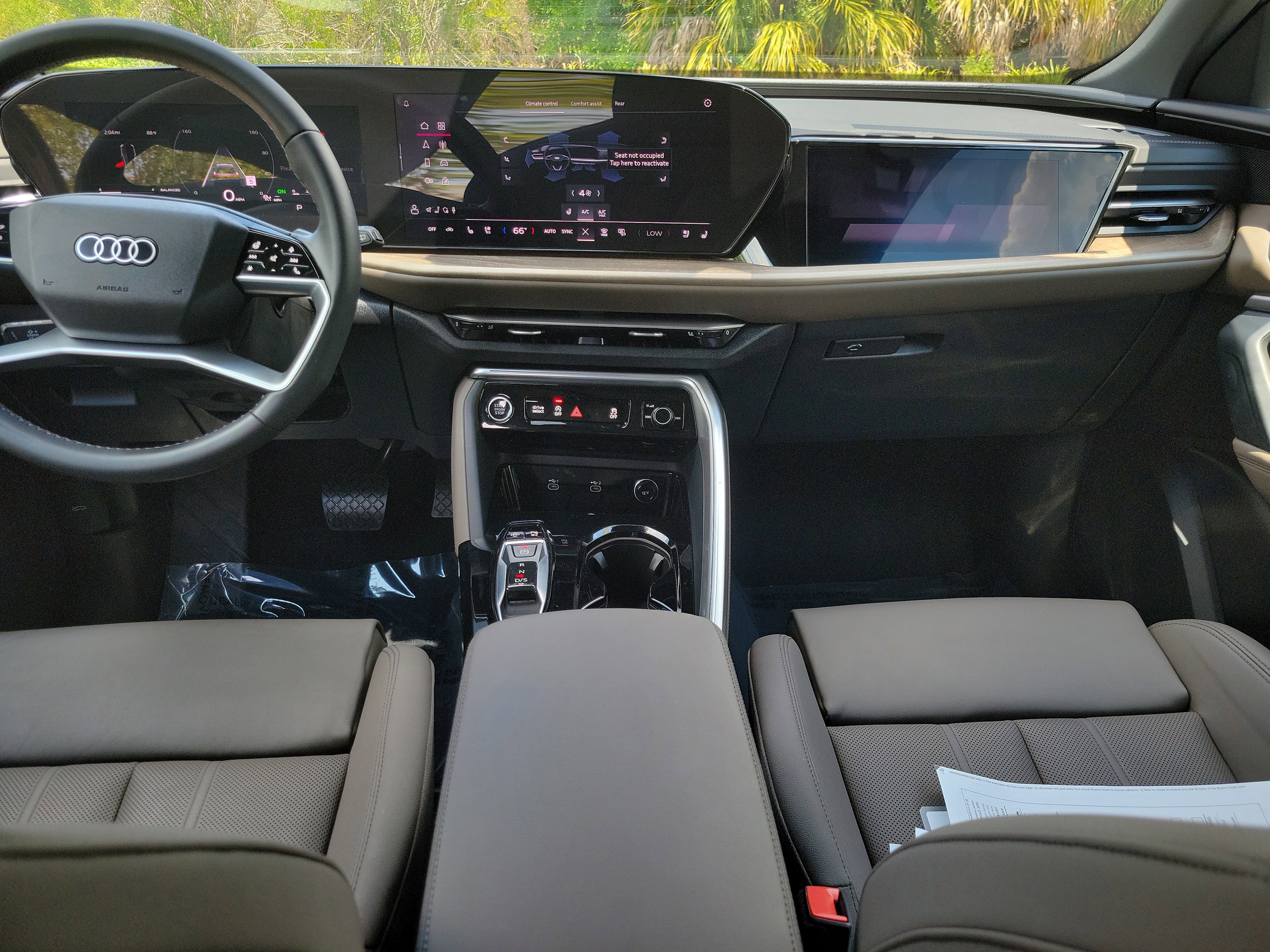 Certified 2025 Audi Q5 Prestige AWD/4WD image 14