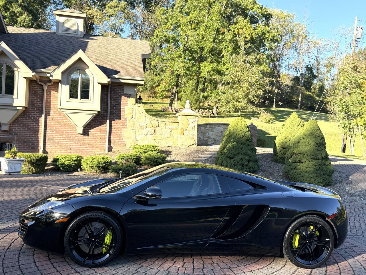 Used 2012 McLaren MP4-12C Coupe RWD image 14