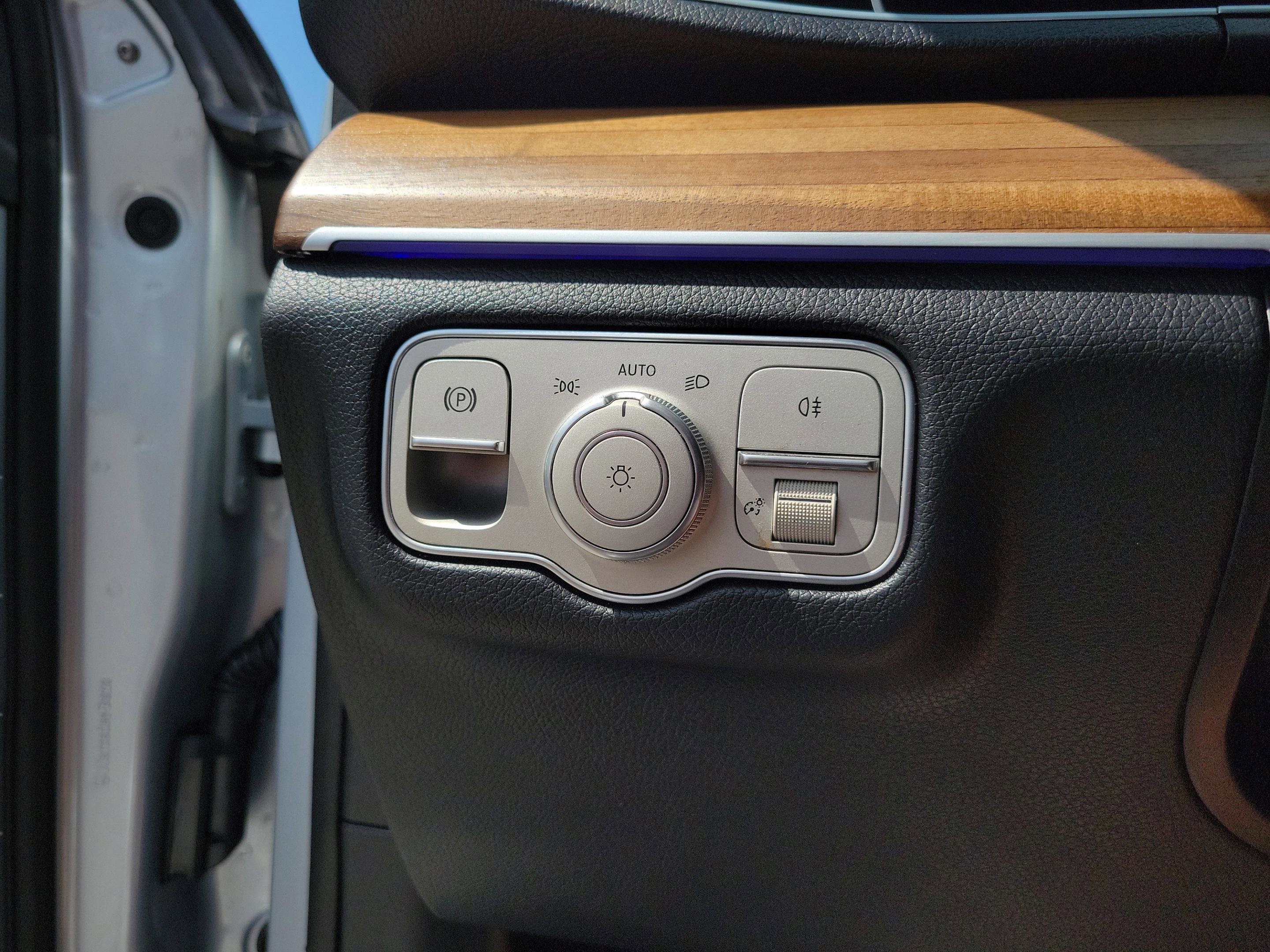 Certified 2024 Mercedes-Benz GLE 350 4MATIC image 17