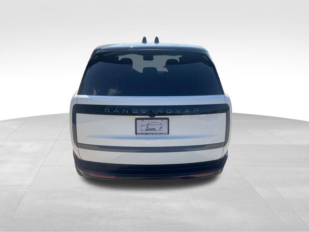 New 2026 Land Rover Range Rover Long Wheelbase SE AWD/4WD image 4
