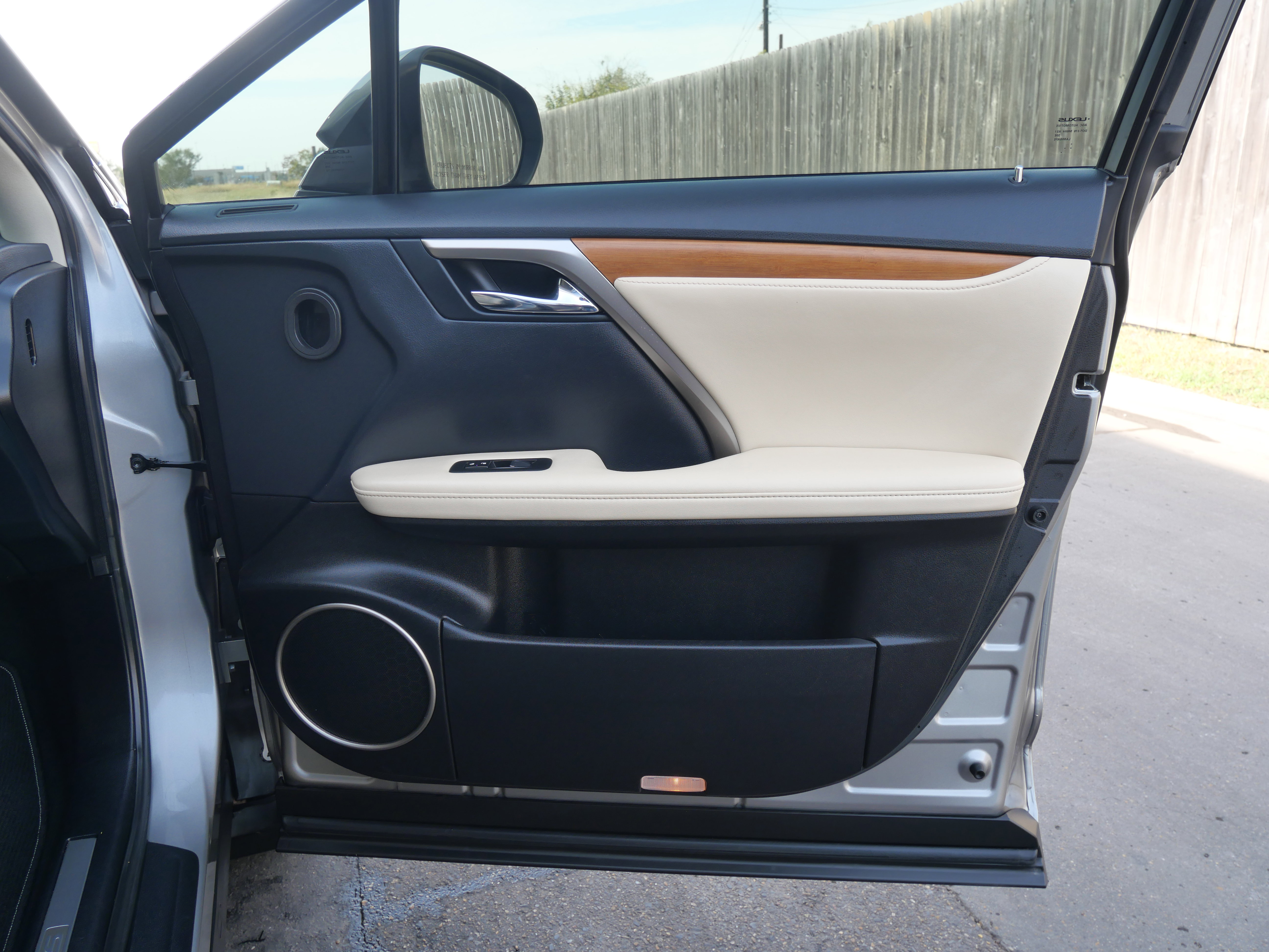 Certified 2022 Lexus RX 350 FWD w/ Premium Package image 13