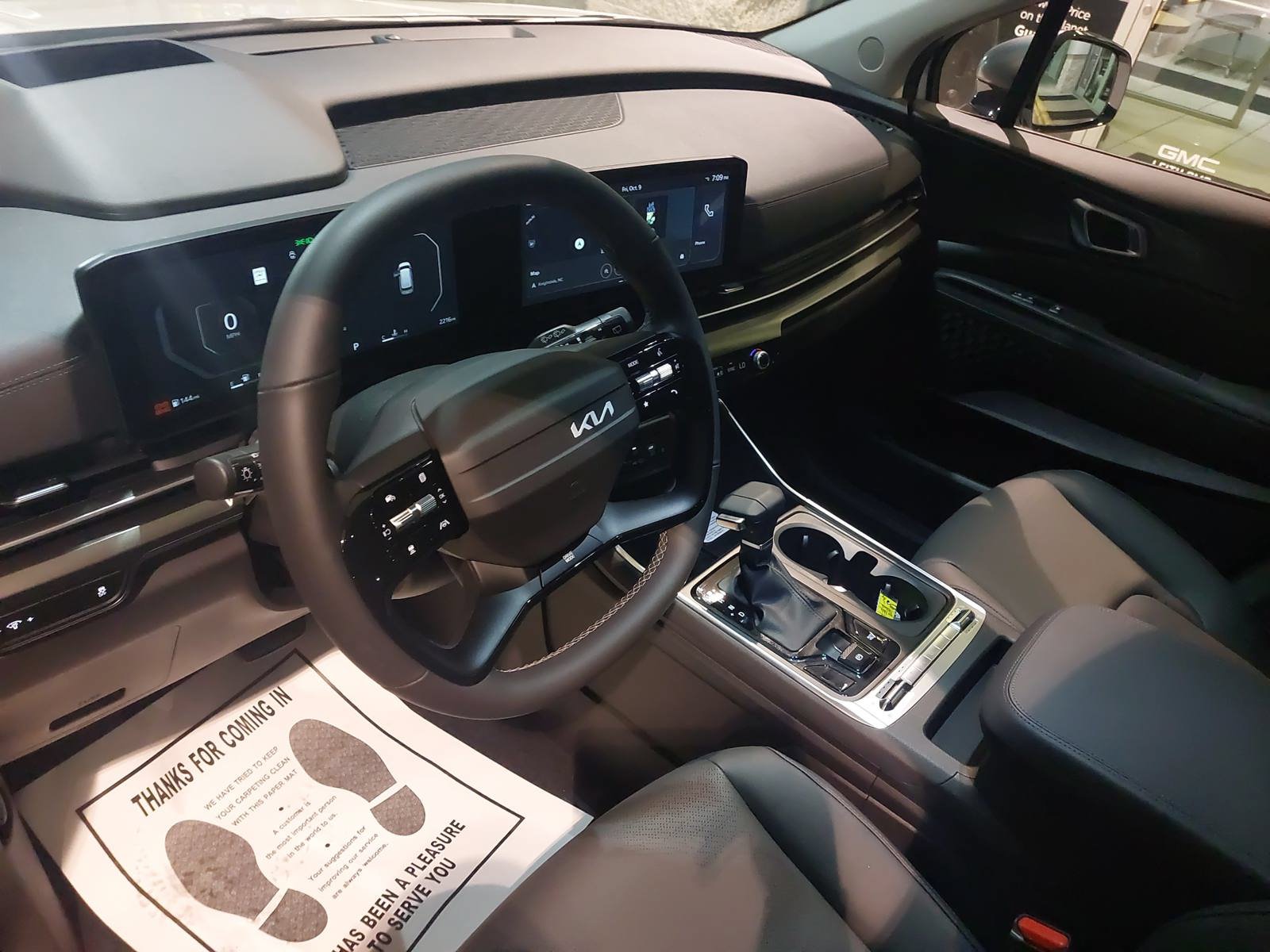 Used 2027 Kia Carnival SX Prestige FWD image 16