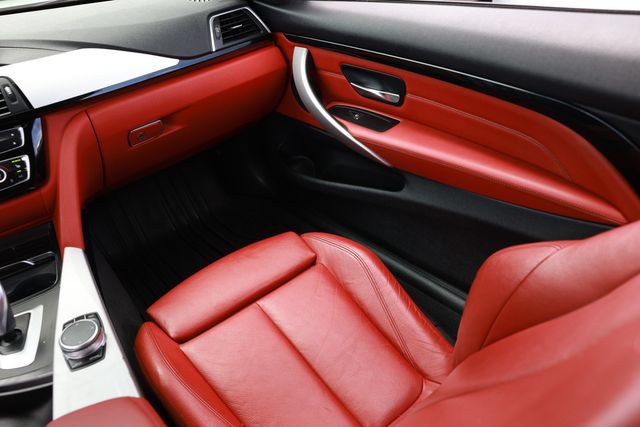Used 2020 BMW 430i xDrive Coupe w/ M Sport Package AWD/4WD image 25