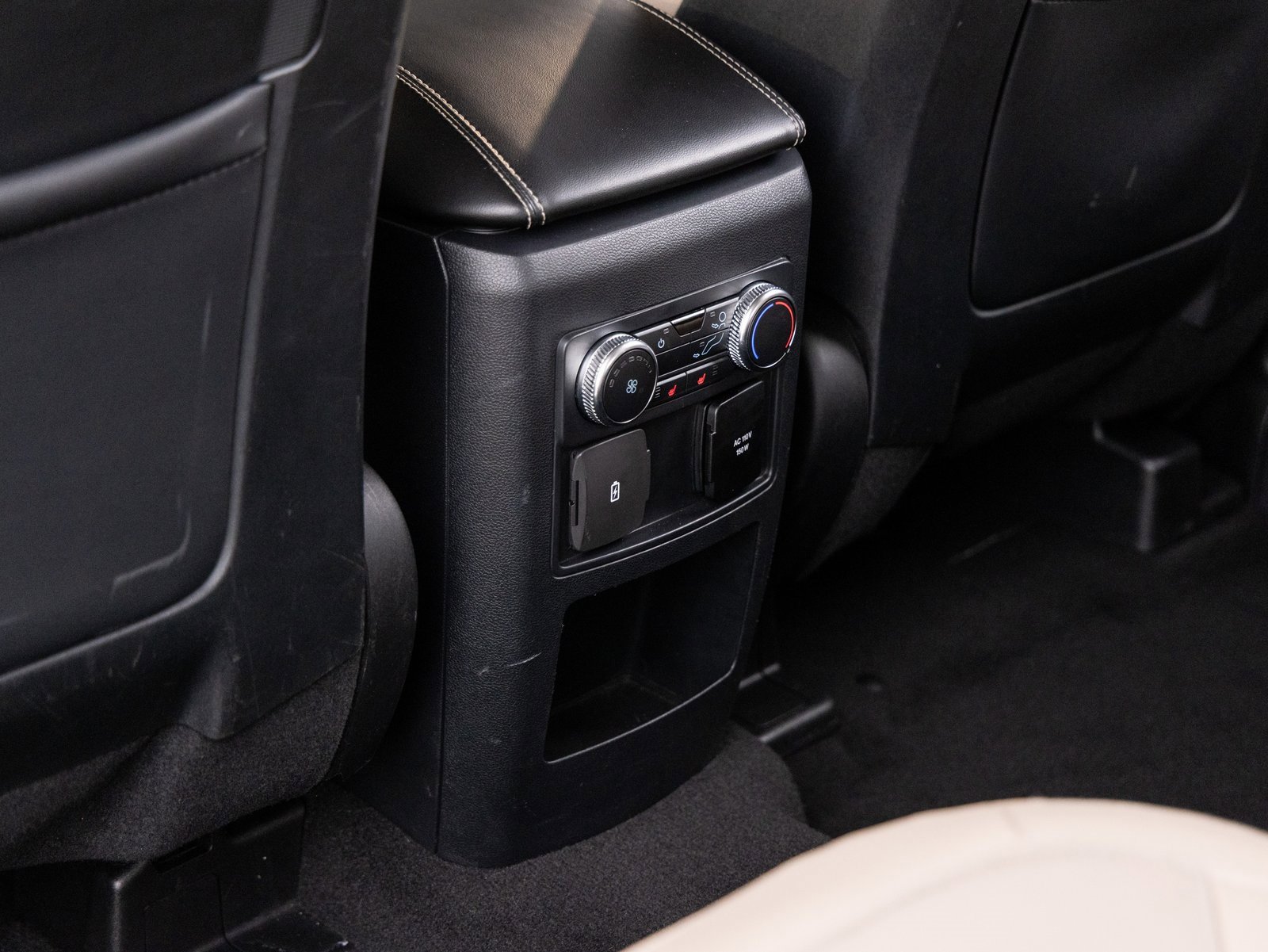 Used 2020 Ford Explorer Limited w/ Hybrid Equipment Group 310A image 26