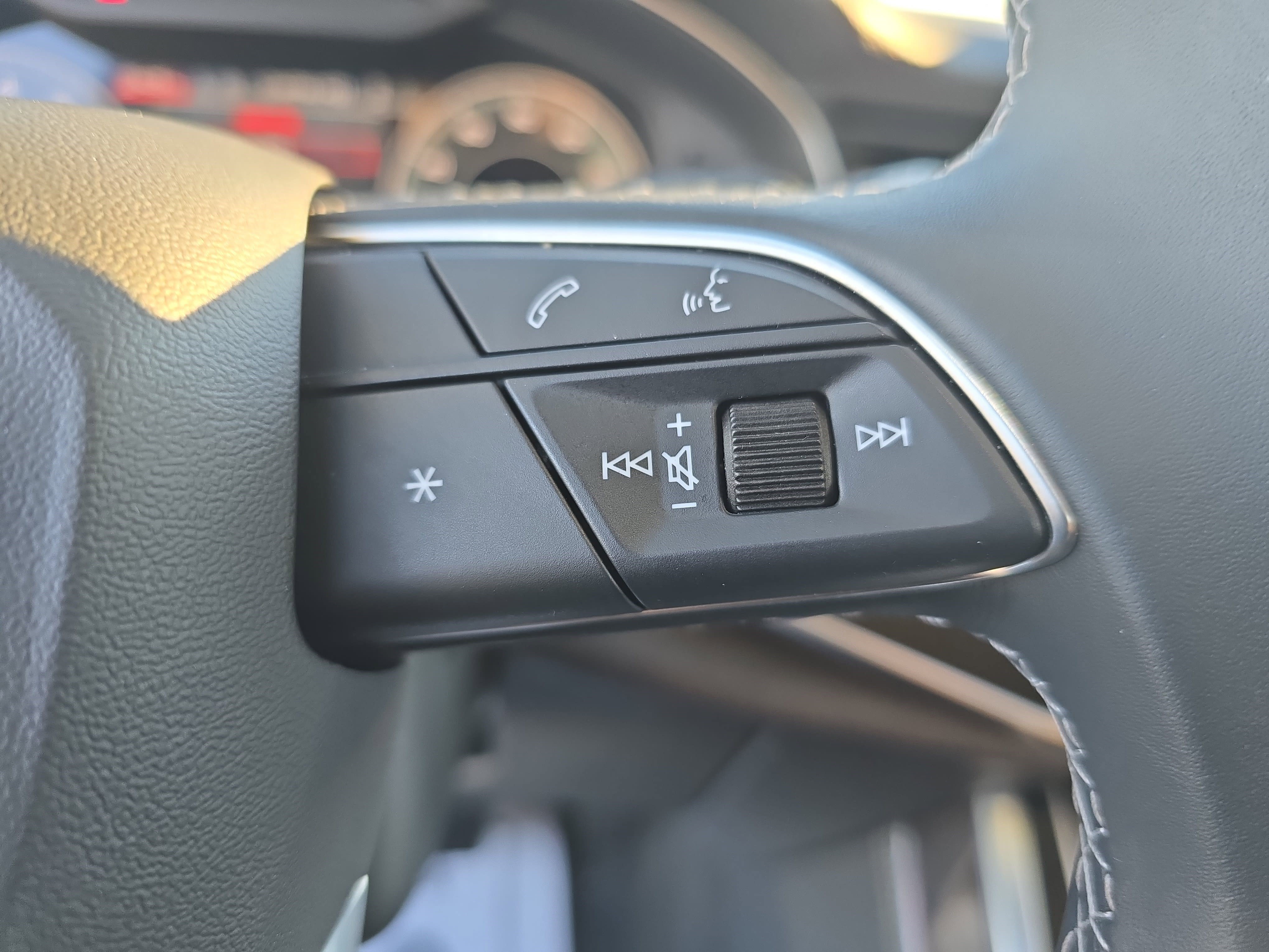 Used 2025 Audi Q7 3.0T Prestige image 17