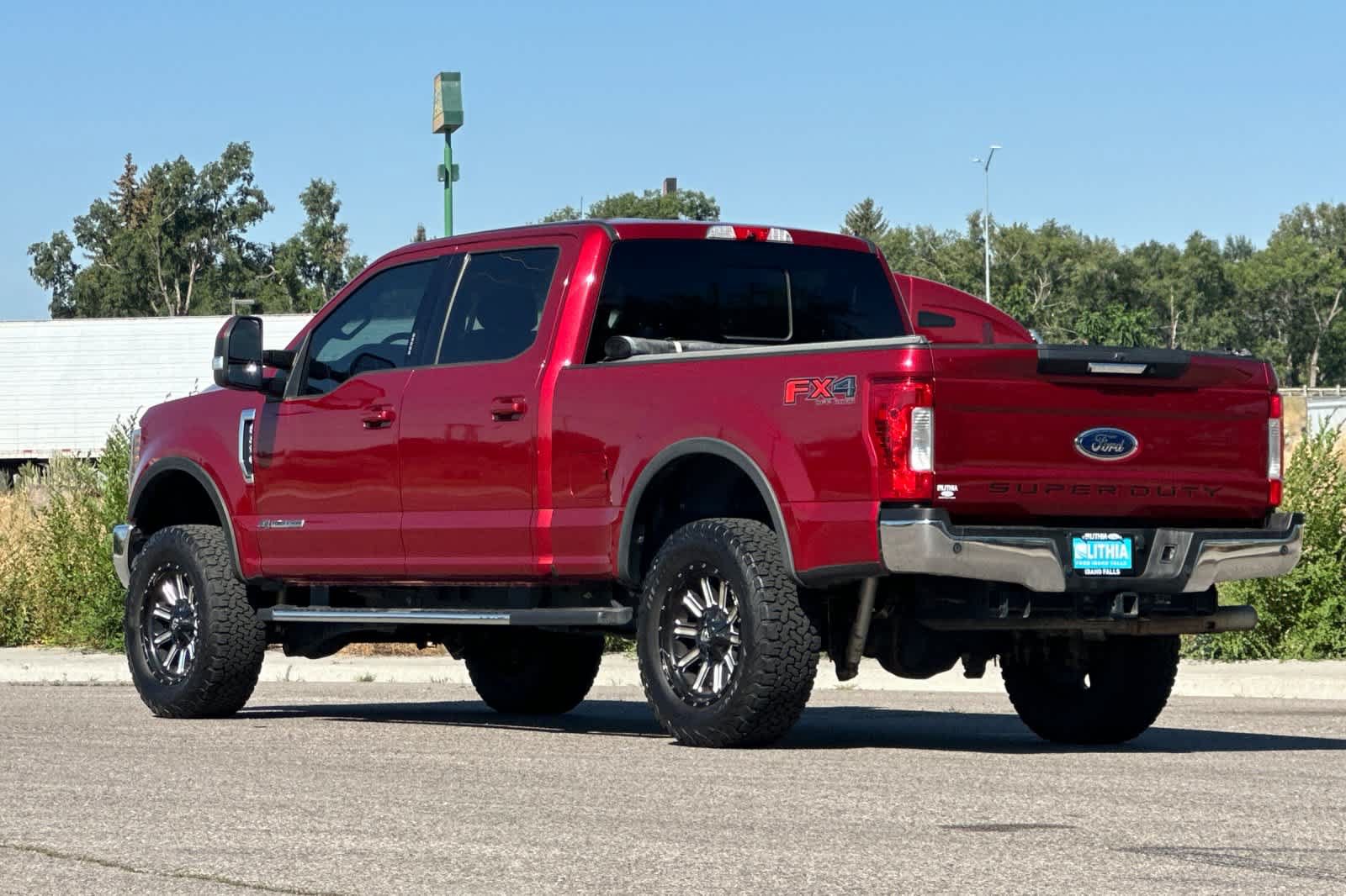 Used 2018 Ford F250 Lariat w/ Lariat Value Package AWD/4WD image 6